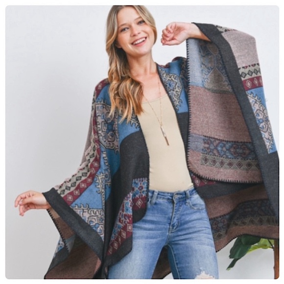✌🏼 #1330 Cozy Western Style Must Have Poncho - Picture 12 of 16
